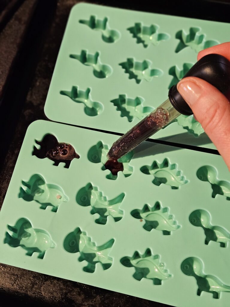 FillingGummyTrays - Outrange Homestead